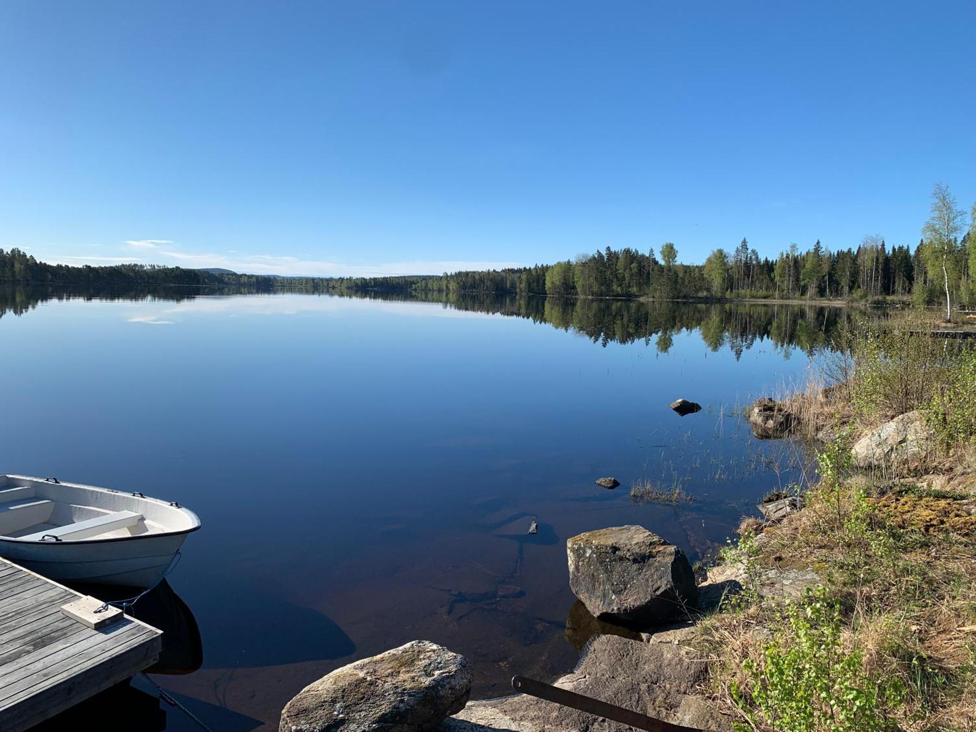 Cozy Cottage By The Lake, Charlottenberg Åmotfors Dış mekan fotoğraf